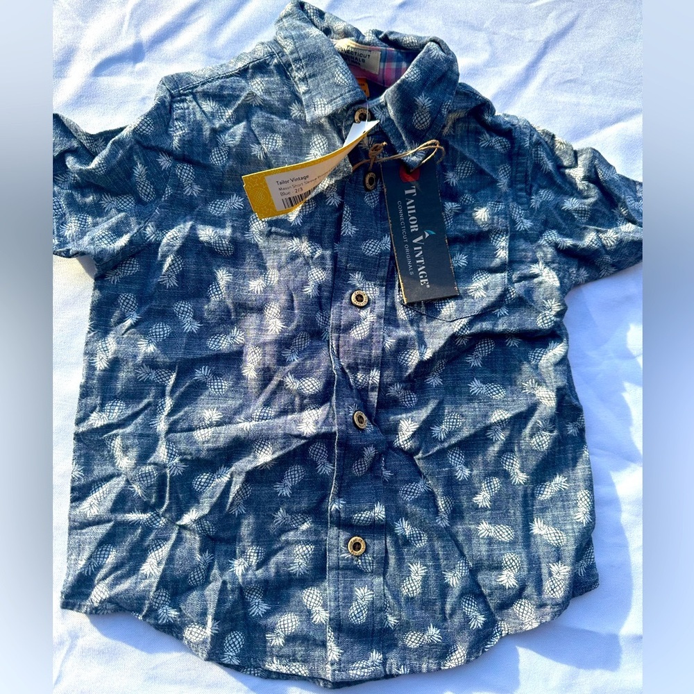 Pineapple button up shirt, brand new with tags
